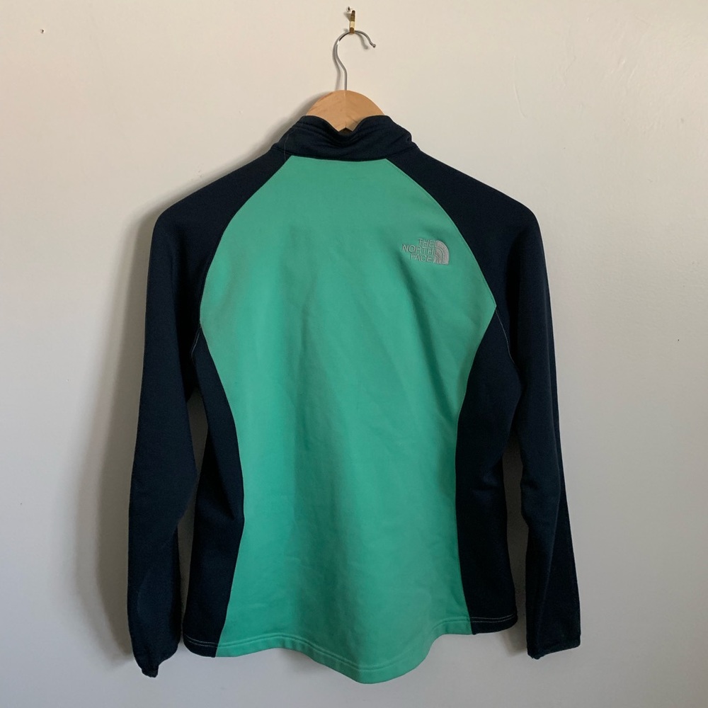 North face jacket - Picture 2 of 3